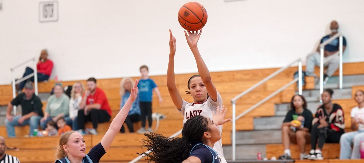  Shooting over the defender