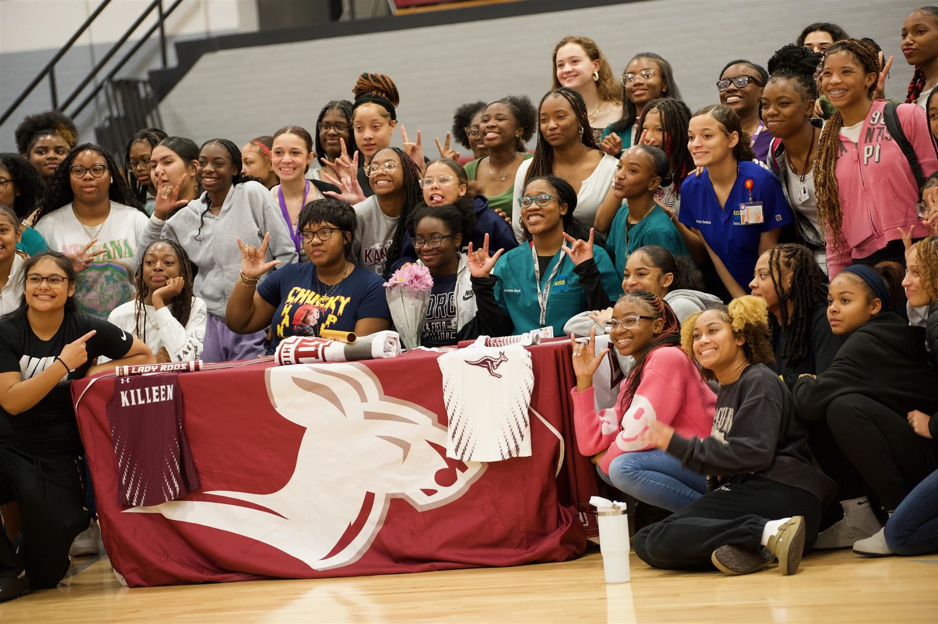 KHS group signing