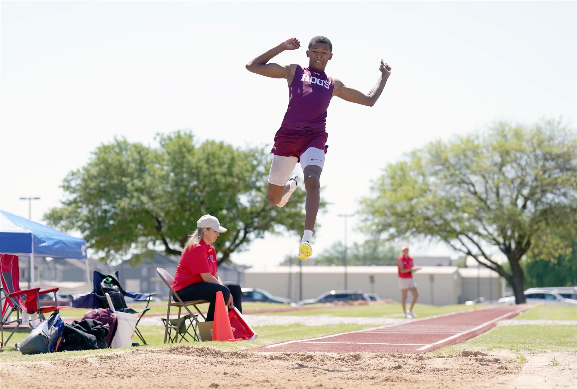 Long jumper in the air