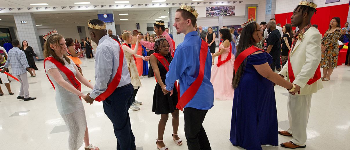  Angel Prom kings and queens