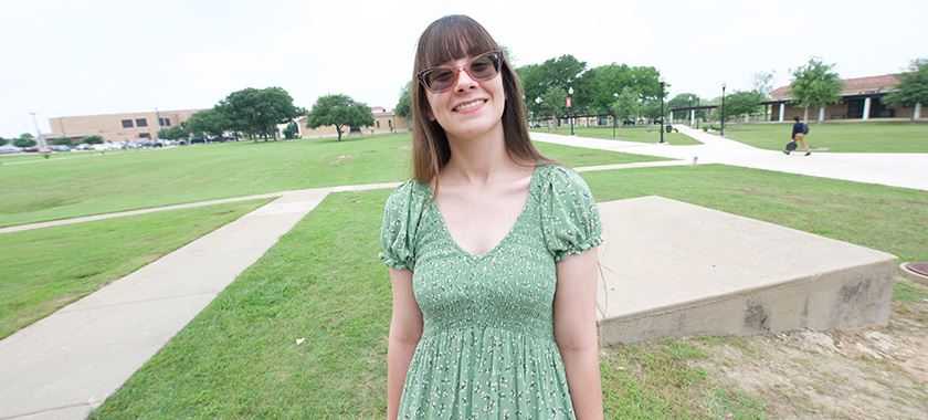  Alexis Speakman is Early College HS valedictorian