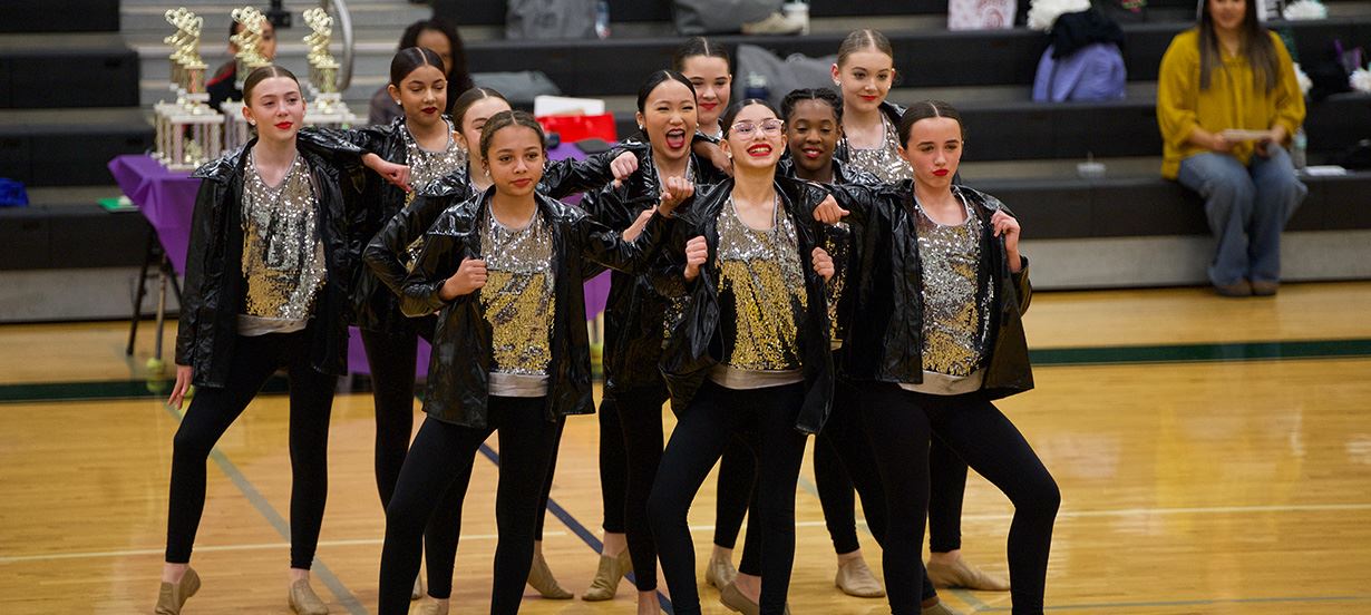 middle school dance team show off 