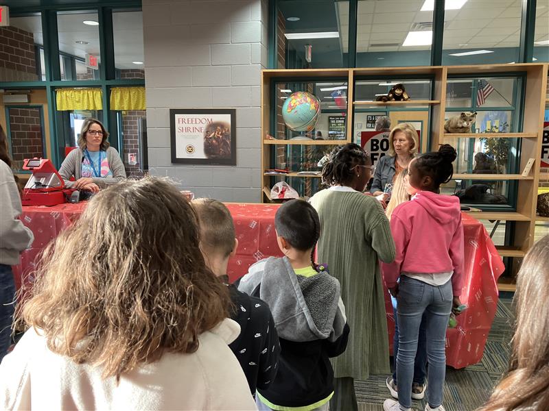 Students waiting in line to purchase books at the 2023 Spring Book Fair